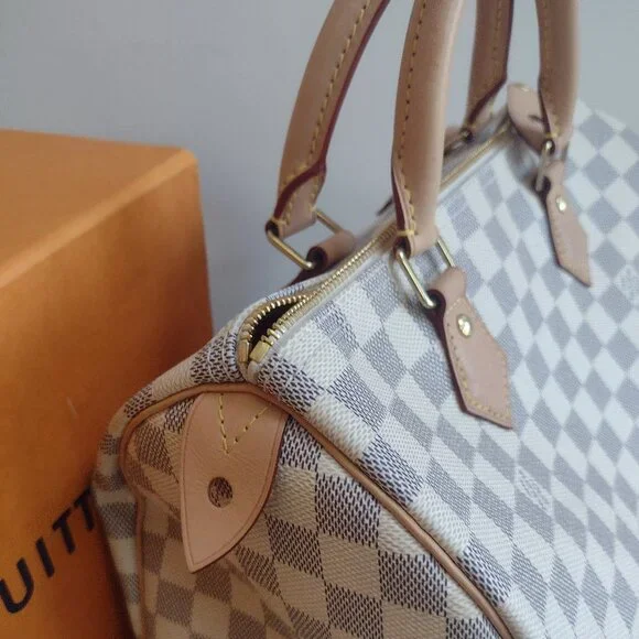 DISCONTINUED Like-NEW  Louis Vuitton DA Speedy 30💙🤍 - Picture 11 of 16